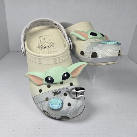 CROCS Star Wars Grogu X Unisex Classic Clogs M4/W6 Baby Yoda Mandalorian Slip on - Picture 1 of 7